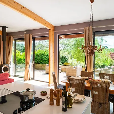 Holiday home Jules *